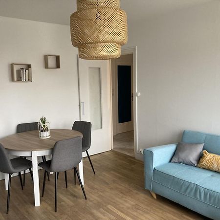 Logement Cosy Au Coeur D'Oradour Екстериор снимка